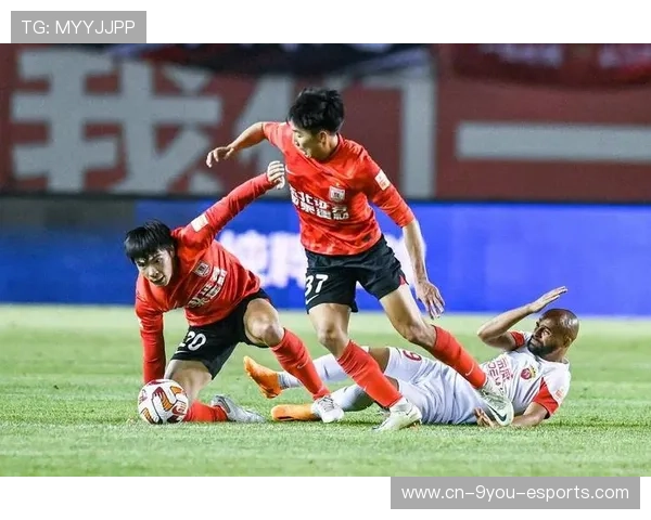 上海海港继续冲击亚冠，球队调整战术迎接挑战